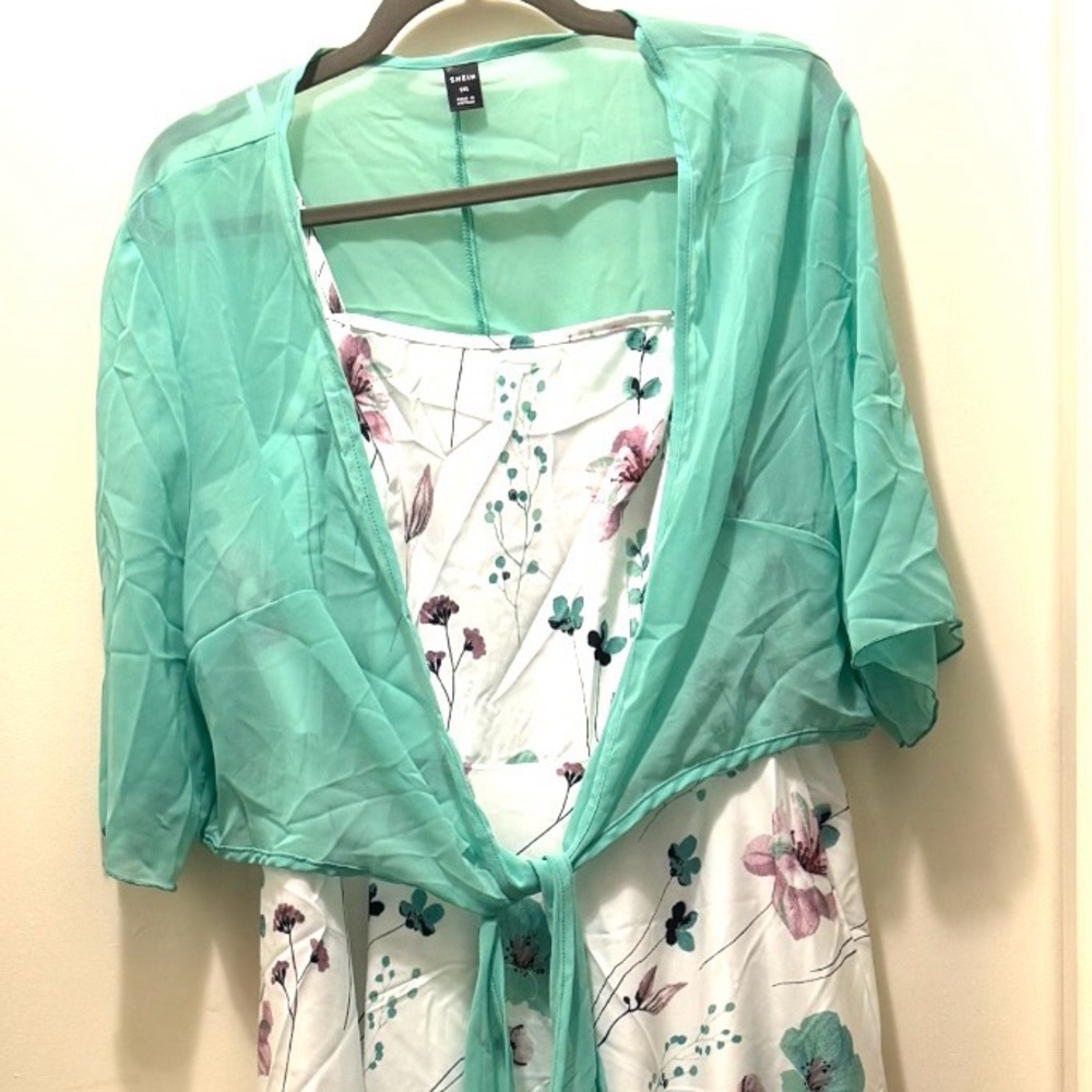 SHEIN Floral Maxi Dress With Sweater